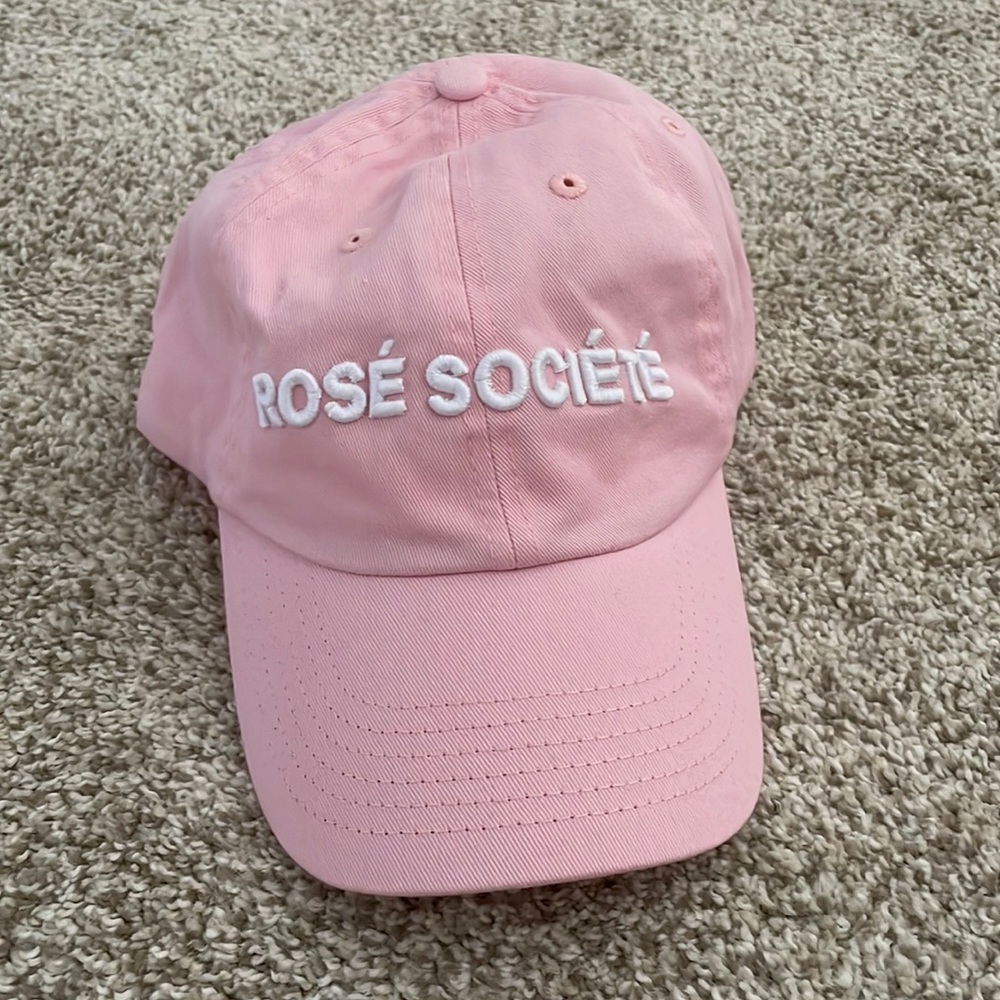 📦 🚚 EVERYTHING MUST GO! NWOT Rose Hat